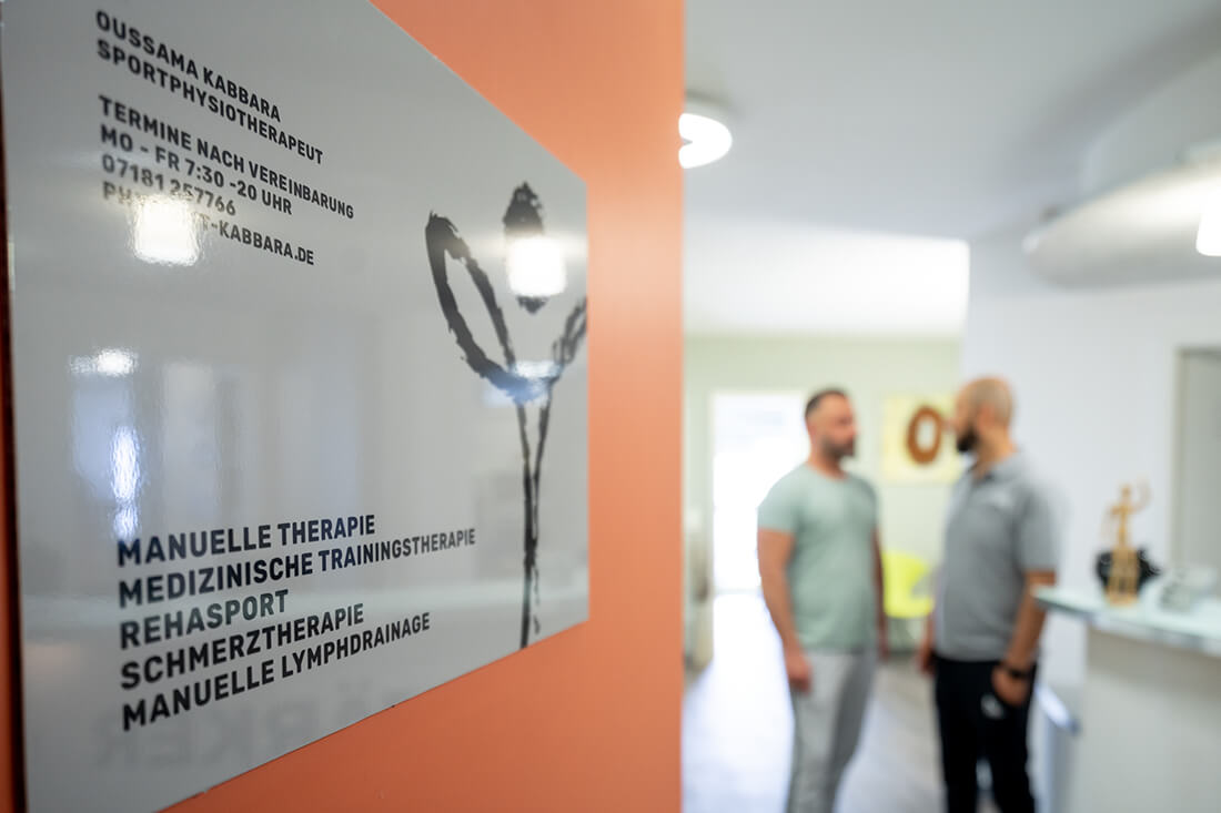 Physiotherapie Schorndorf - Oussama Kabbara - Praxisschild